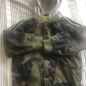 Zara kids size7  boys fall jacket , wore few times